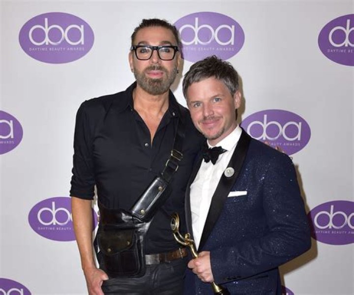 Chaz Dean: Wiki, Age, Net Worth, Height, Bio 2022