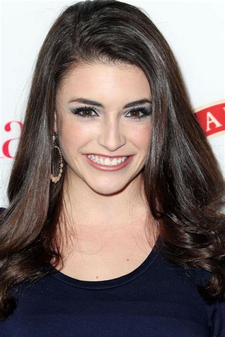 Daniela Bobadilla – Celebsgraphy