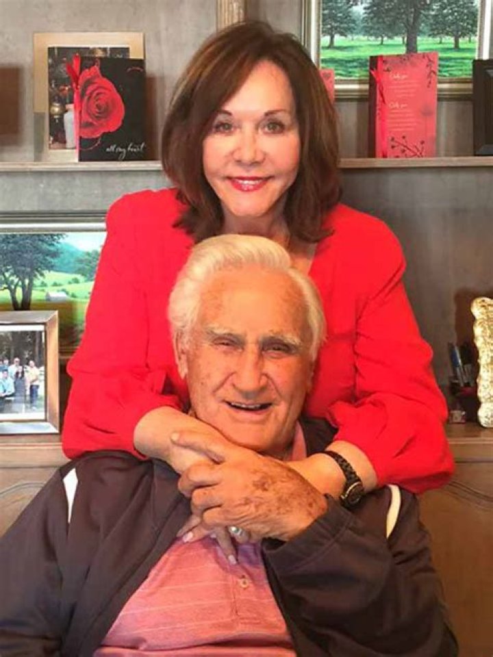 Don Shula Net Worth, Salary, Wife, Age, Wiki-Bio 2022