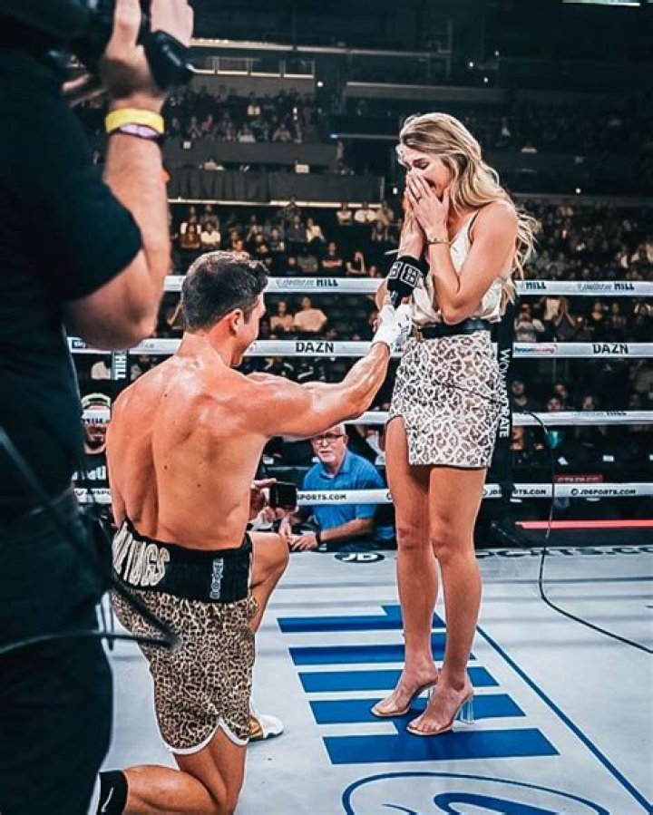 Katie Betzing Age | Fiance of Josh Brueckner, Wiki, Net worth, Bio, Height|