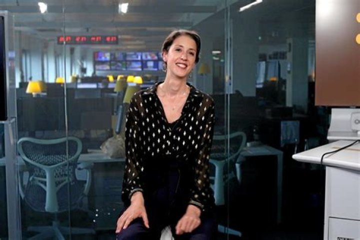 Qui Est Le Compagnon De Clementine Vergnaud